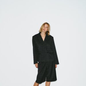OVERSIZE CROPPED CHECK BLAZER
