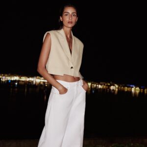 LINEN BLEND SHORT WAISTCOAT