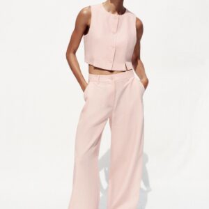 SHORT WAISTCOAT WITH VENTS