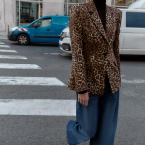 FITTED ANIMAL PRINT BLAZER