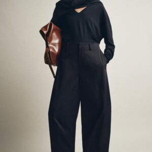 100% EXTRA-SOFT V-NECK WOOL JUMPER