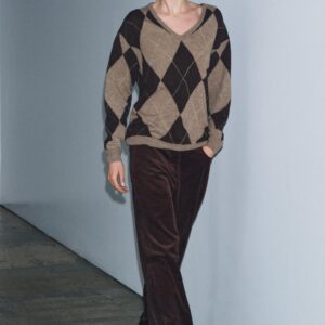 100% WOOL DIAMOND JUMPER