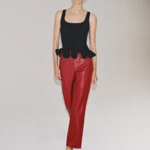 KNIT TOP WITH WAVY HEM