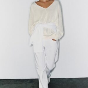 V-NECK KNIT JUMPER