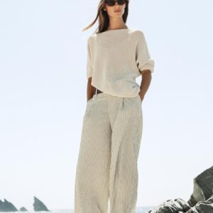 ASYMMETRIC KNIT TOP