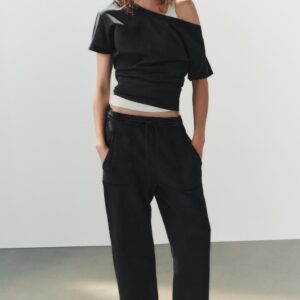 T-SHIRT AND TROUSERS SET - BLACK