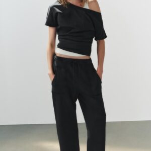 T-SHIRT AND TROUSERS SET - BLACK