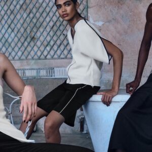LONG CONTRAST PIPING BERMUDA SHORTS