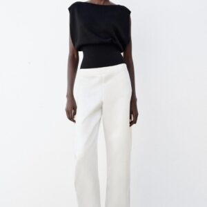FITTED WAIST KNIT TOP