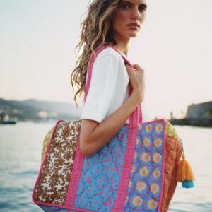 PATCHWORK PRINT QUILTED BAG