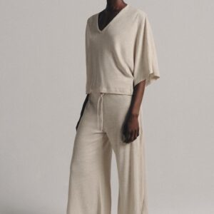 LINEN BLEND V-NECK T-SHIRT