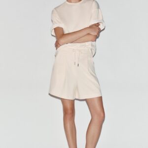 PLEATED HEAVY COTTON BERMUDA SHORTS