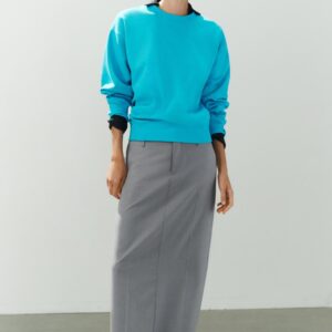 BASIC LONG SLEEVE SWEATSHIRT