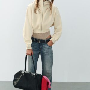 CROPPED HOODIE