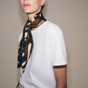 100% VISCOSE ANIMAL PRINT SCARF