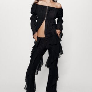 TOP WITH MATCHING LACE