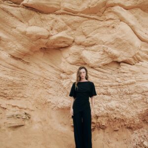 CREPE TOP AND TROUSER SET - BLACK