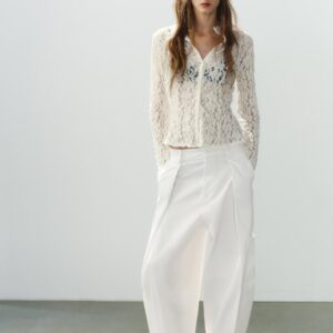 LACE BUTTONED TOP