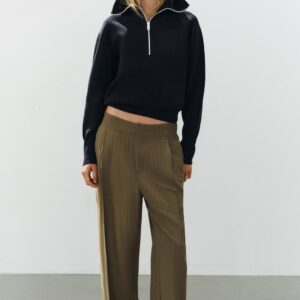 PLEATED FLOWING TROUSERS