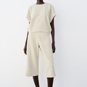 WIDE-LEG BERMUDA SHORTS - ECRU