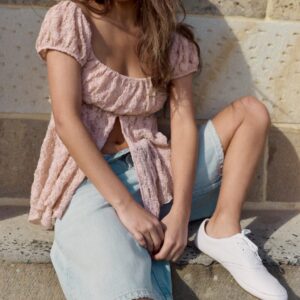 ROMANTIC LACE TOP