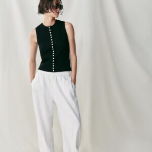 BUTTONED TOP