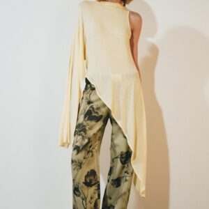 FLUID ASYMMETRIC TOP
