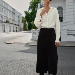 FLOWING SHIRT WITH COVERED BUTTONS