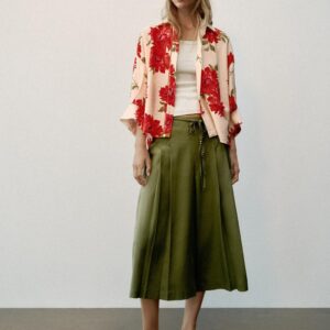 LONG BEADED BELT BERMUDA SHORTS
