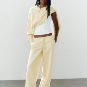 BASIC STRAIGHT-LEG PLUSH TROUSERS WITH ADJUSTABLE HEM