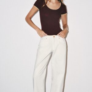 CONTRAST SHORT SLEEVE TOP