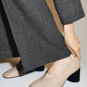 LEATHER HEELED SHOES