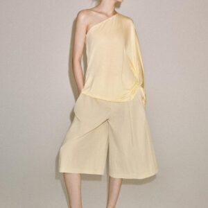 ASYMMETRIC CAPE