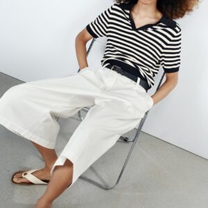FLAT SANDALS WITH METAL DETAIL
