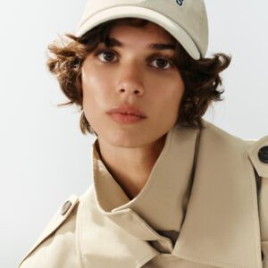 CONTRAST EMBROIDERY TWILL CAP
