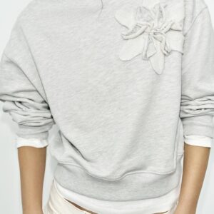 RAISED FLOWER SWEATSHIRT