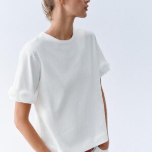 RAISED FLOWER T-SHIRT