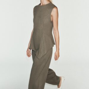 SOFT PEPLUM TOP