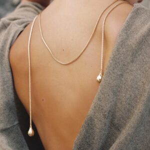 LONG CHAIN NECKLACE