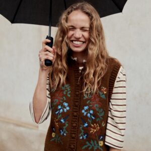 FLORAL JACQUARD KNIT WAISTCOAT