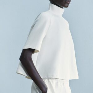 INTERLOCK HIGH NECK TOP