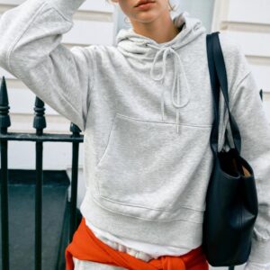 BASIC HOODIE