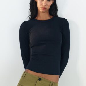 RIBBED T-SHIRT WITH SNAP BUTTONS