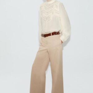 ROMANTIC FLORAL EMBROIDERED BLOUSE