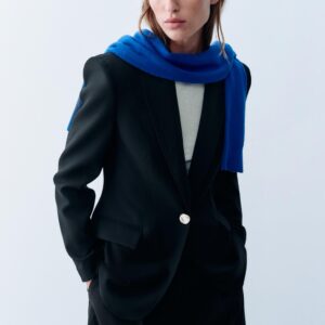 FITTED BLAZER WITH SHOULDER PADS