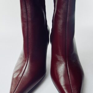 LEATHER HEELED ANKLE BOOTS