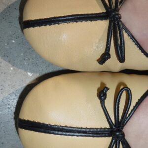 LEATHER BALLET FLATS WITH BOW